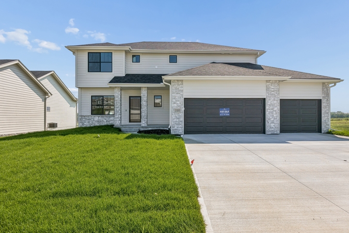 11003 N. 159th Avenue Image