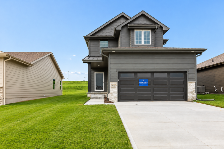 16101 Isabella Street Image