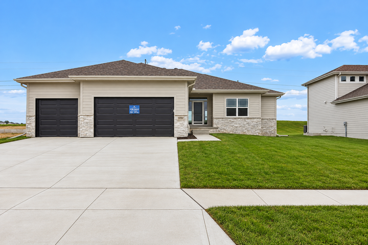 8704 Legacy Street Image